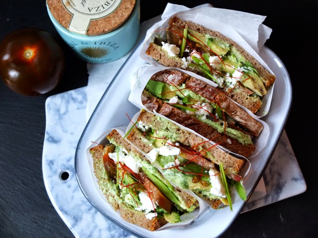 Projekt Zuckerfrei - Avocado Sandwich mit Feta