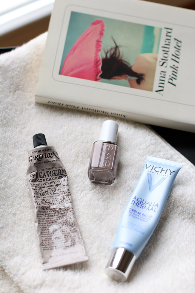 Spa Sonntag mit Grown Alchemist, Essie und Vichy