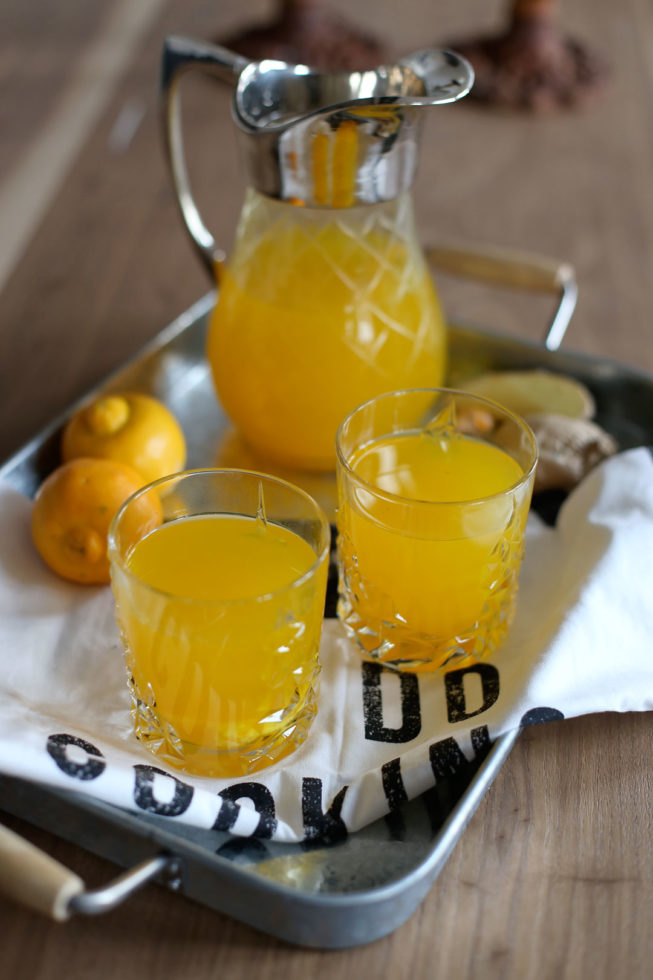 Ingwer-Kurkuma-Limonade mit Bergamotte