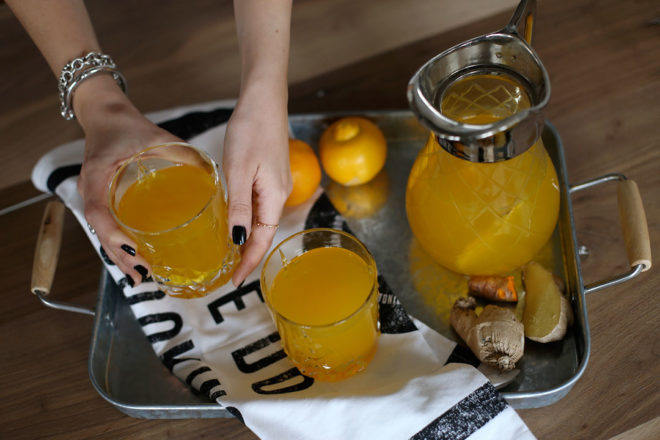 Ingwer-Kurkuma-Limonade mit Bergamotte