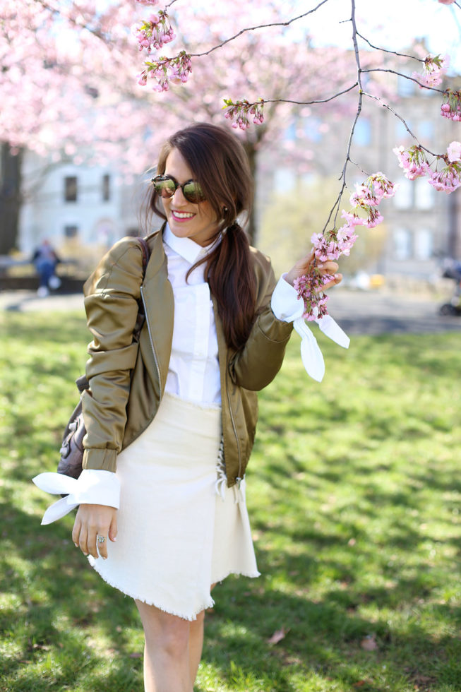 Frühlingslook mit Kirschblüten, Under The Cherry Blossom Trees, Pieces of Mariposa, Mango Commited Collection
