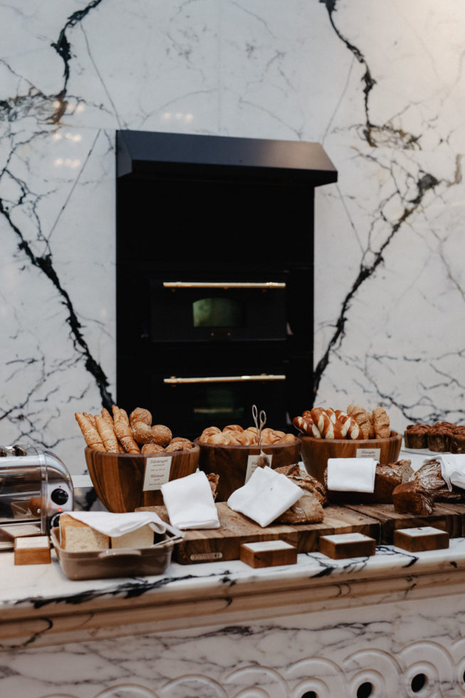 Nikolaus Gewinnspiel: Gabelfrühstück für Zwei im The Bank | Park Hyatt Vienna