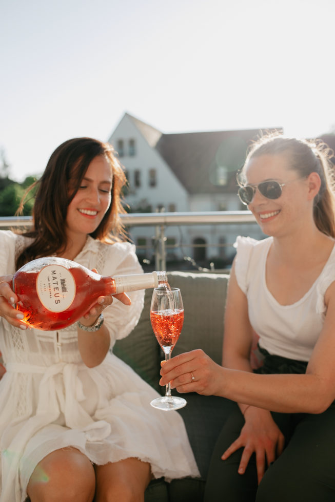 Sommerabende im Mariposa Loft mit Mateus Rosé