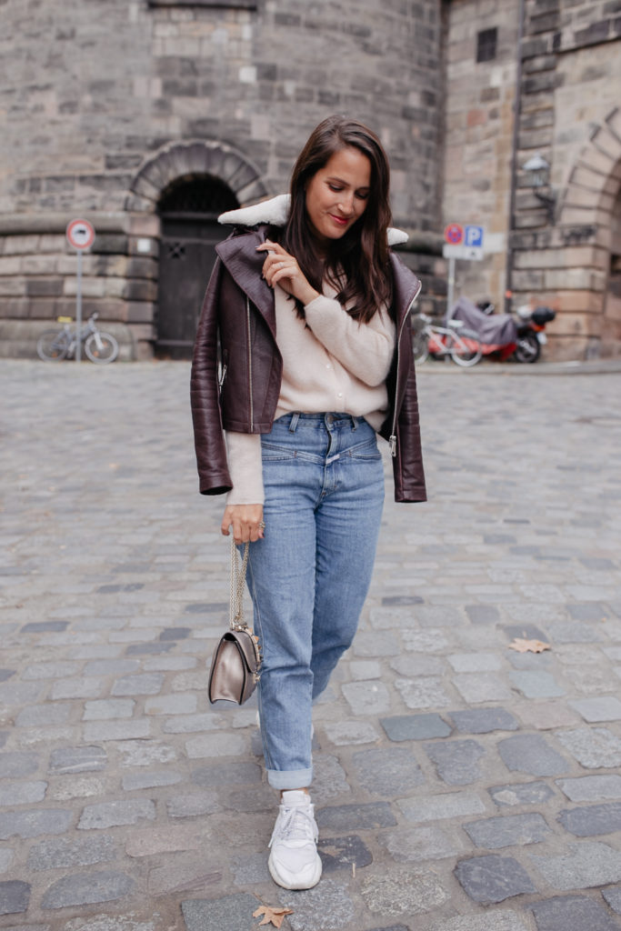 Herbstliches Outfit mit Maje Lederjacke