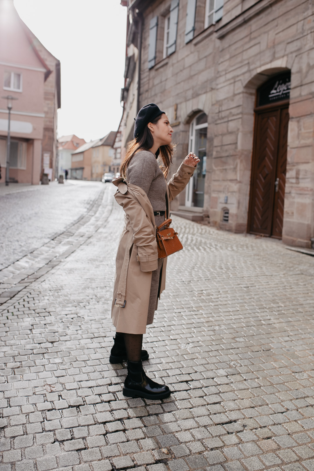 Outfit mit Trenchcoat und Chunky Boots - Pieces of Mariposa / Fashion & Lifestyle Blogger Nürnberg