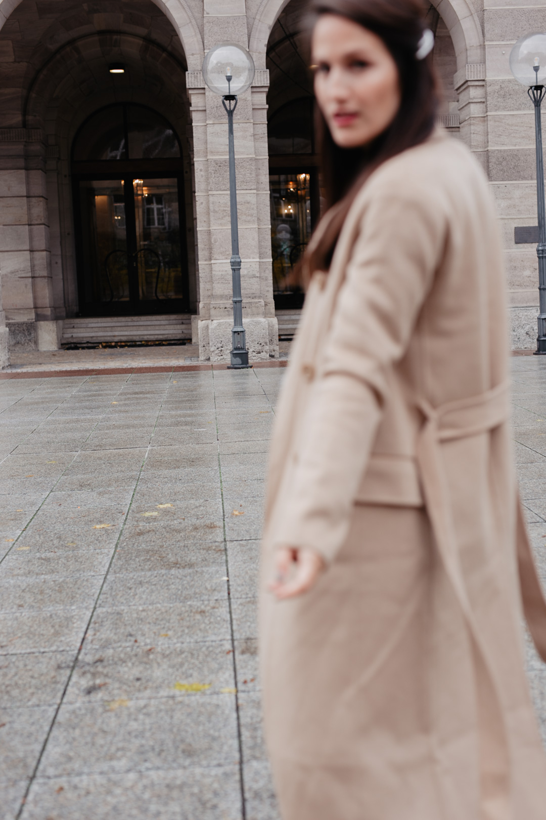 Winterlook mit Camel Coat - www.piecesofmariposa.com // Fashion & Lifestyle Blog Nürnberg