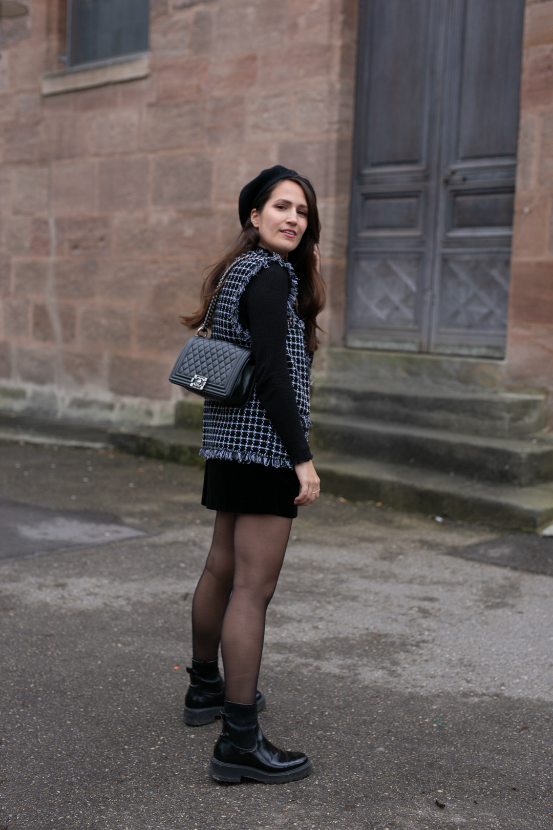 Outfit mit Baskenmütze - www.piecesofmariposa // Fashion & Lifestyle Blog Nürnberg