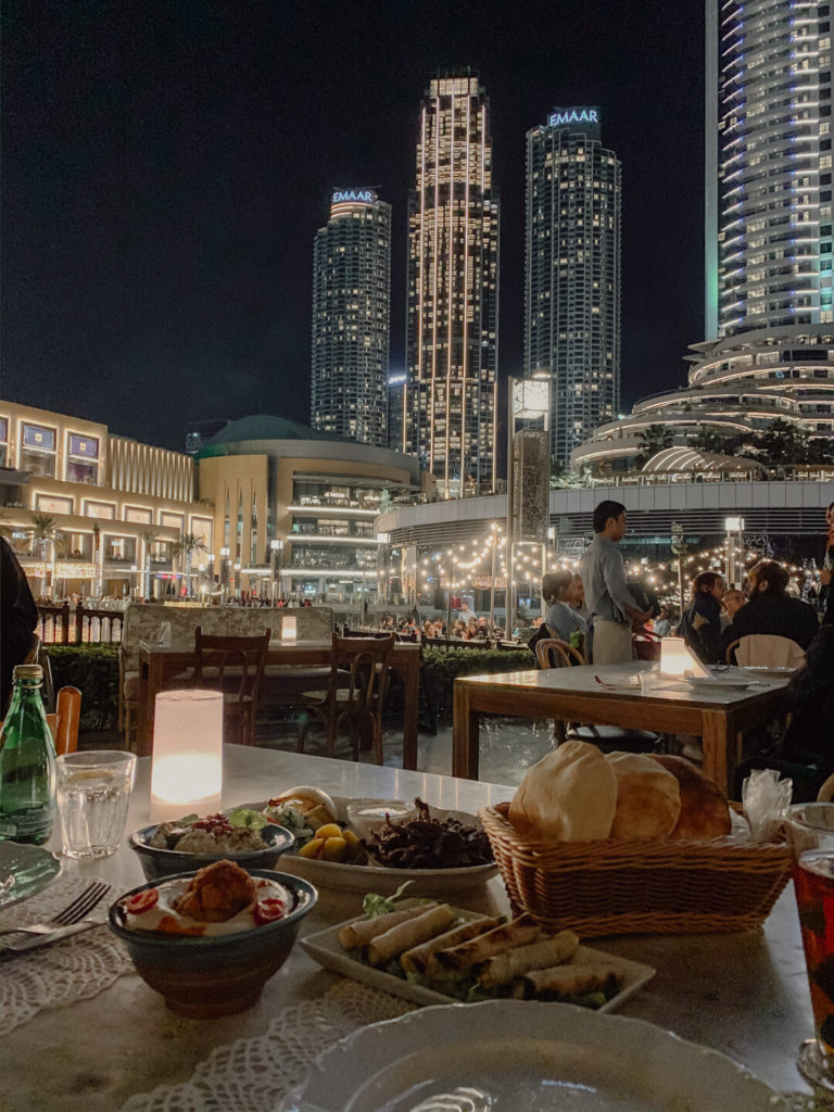 Abendessen im Zahr El-Laymoun in Dubai