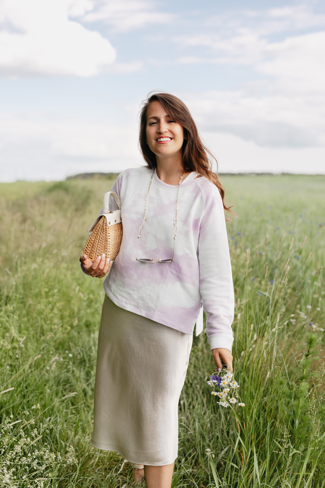 Frühlingslook mit Batik Sweatshirt - Pieces of Mariposa // Fashion & Lifestyle Blog aus Nürnberg