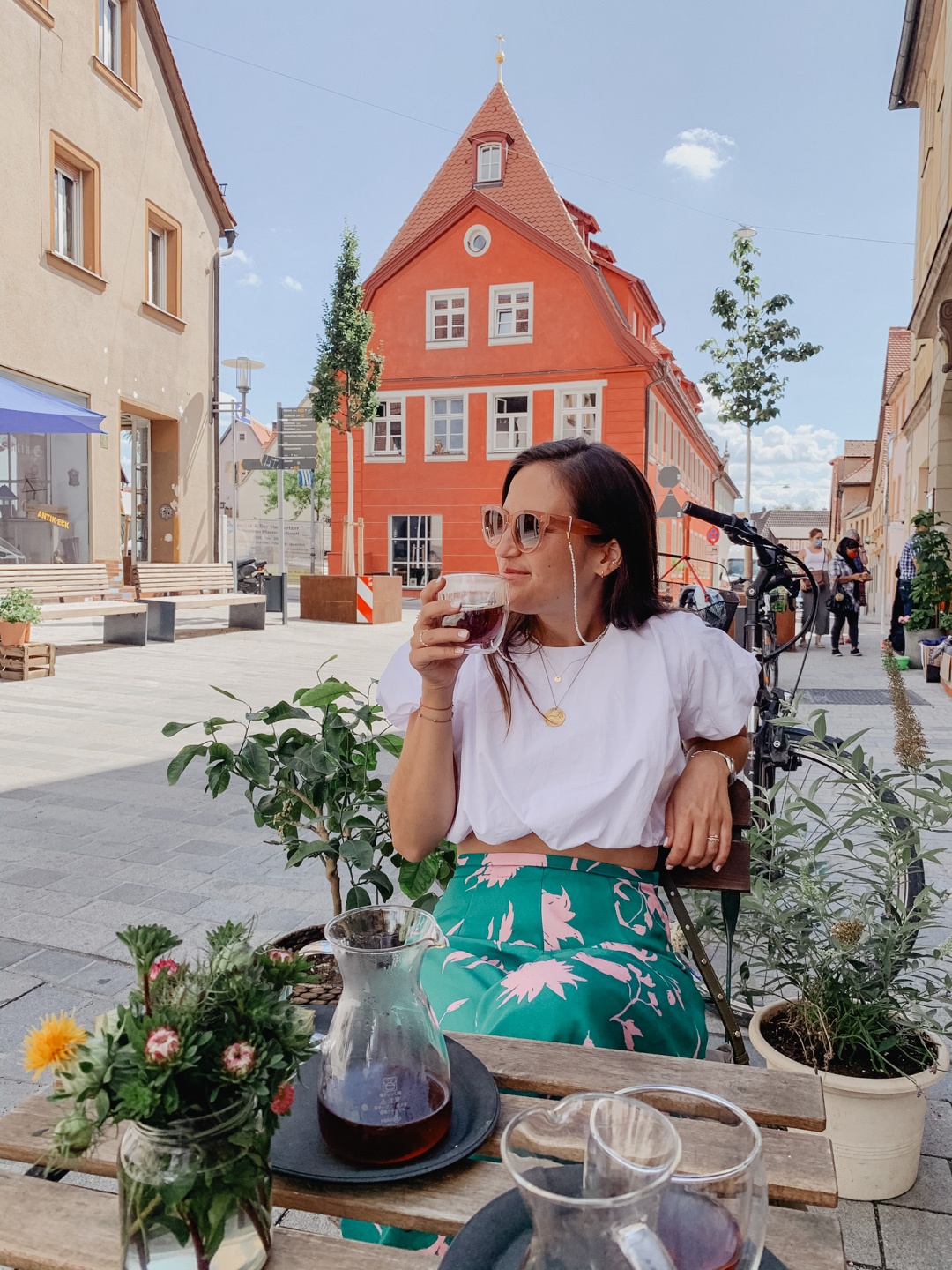 Samstag Tradition mit einem Kaffee im Blauen Haus Schwabach - Pieces of Mariposa